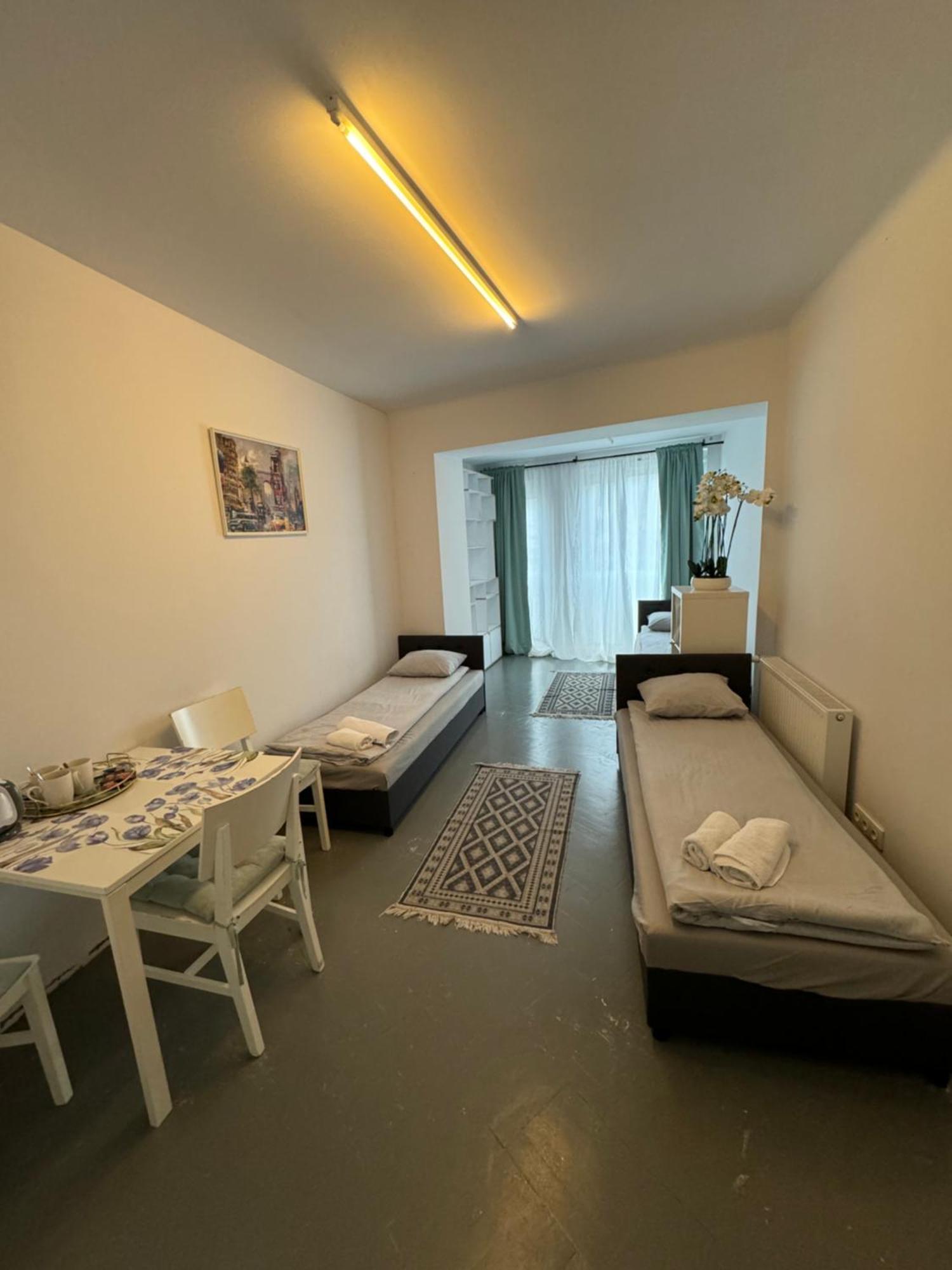 Esa Home Warsaw Ngoại thất bức ảnh