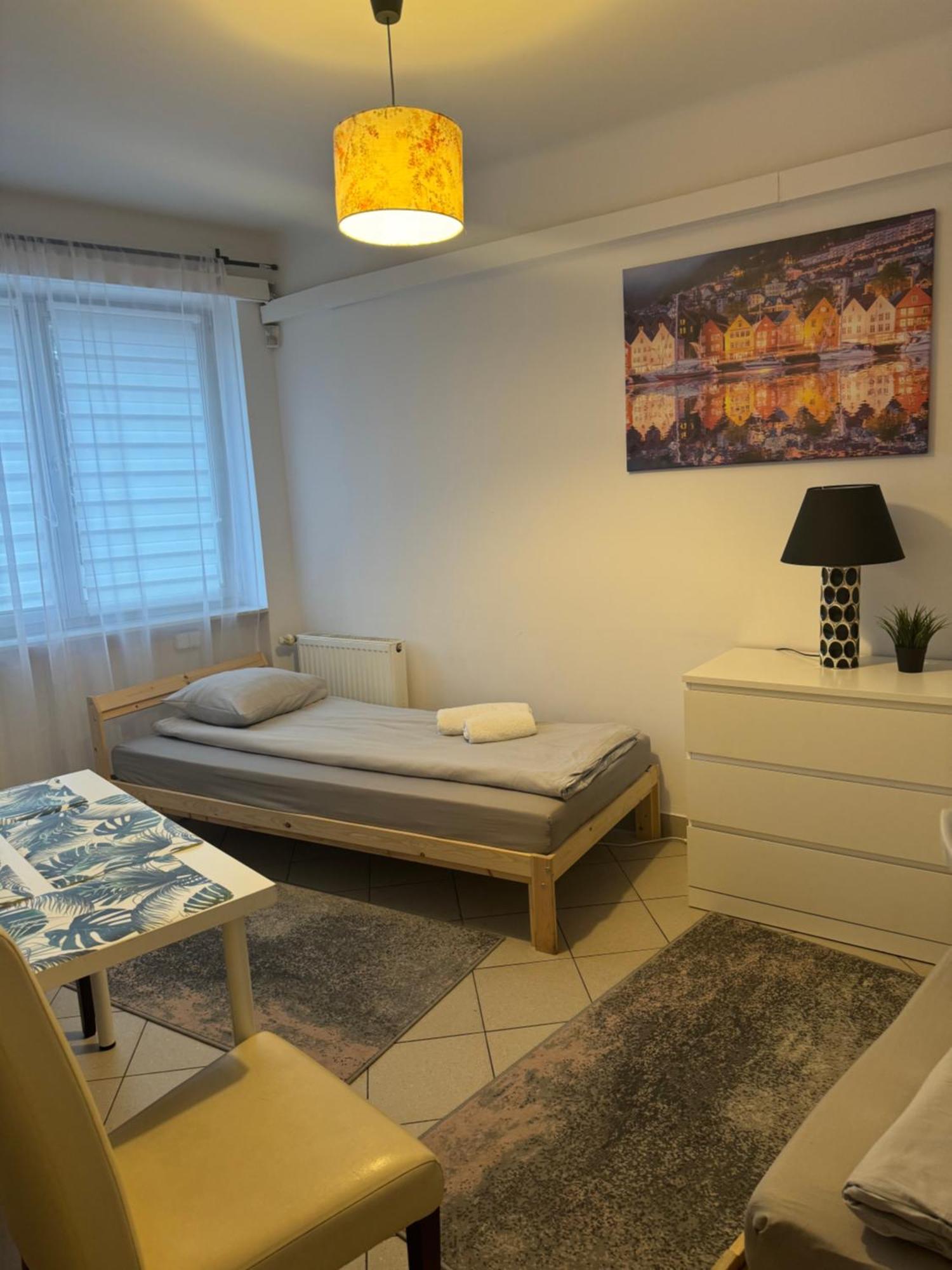 Esa Home Warsaw Ngoại thất bức ảnh